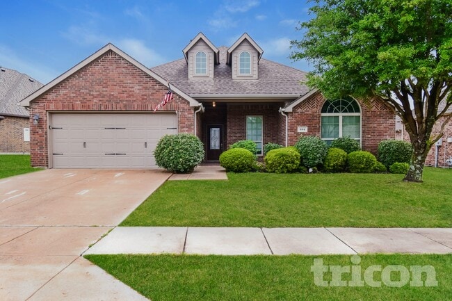 Building Photo - 204 Charleston Ln