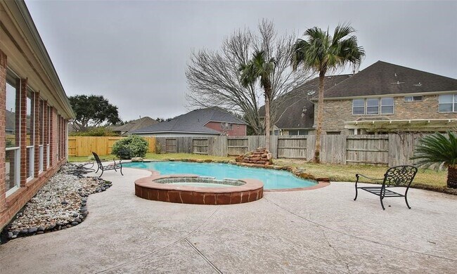 Building Photo - 6319 Misty Creek