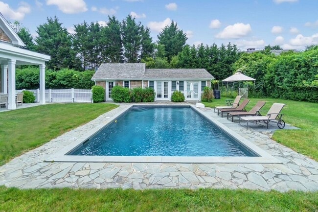 Building Photo - 29 South St