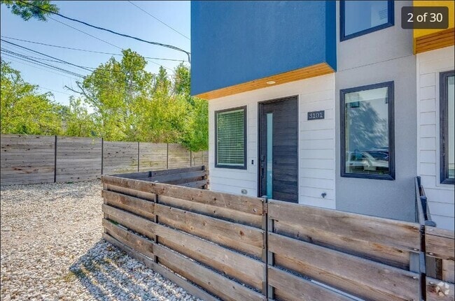 Building Photo - 2108 Tillery St