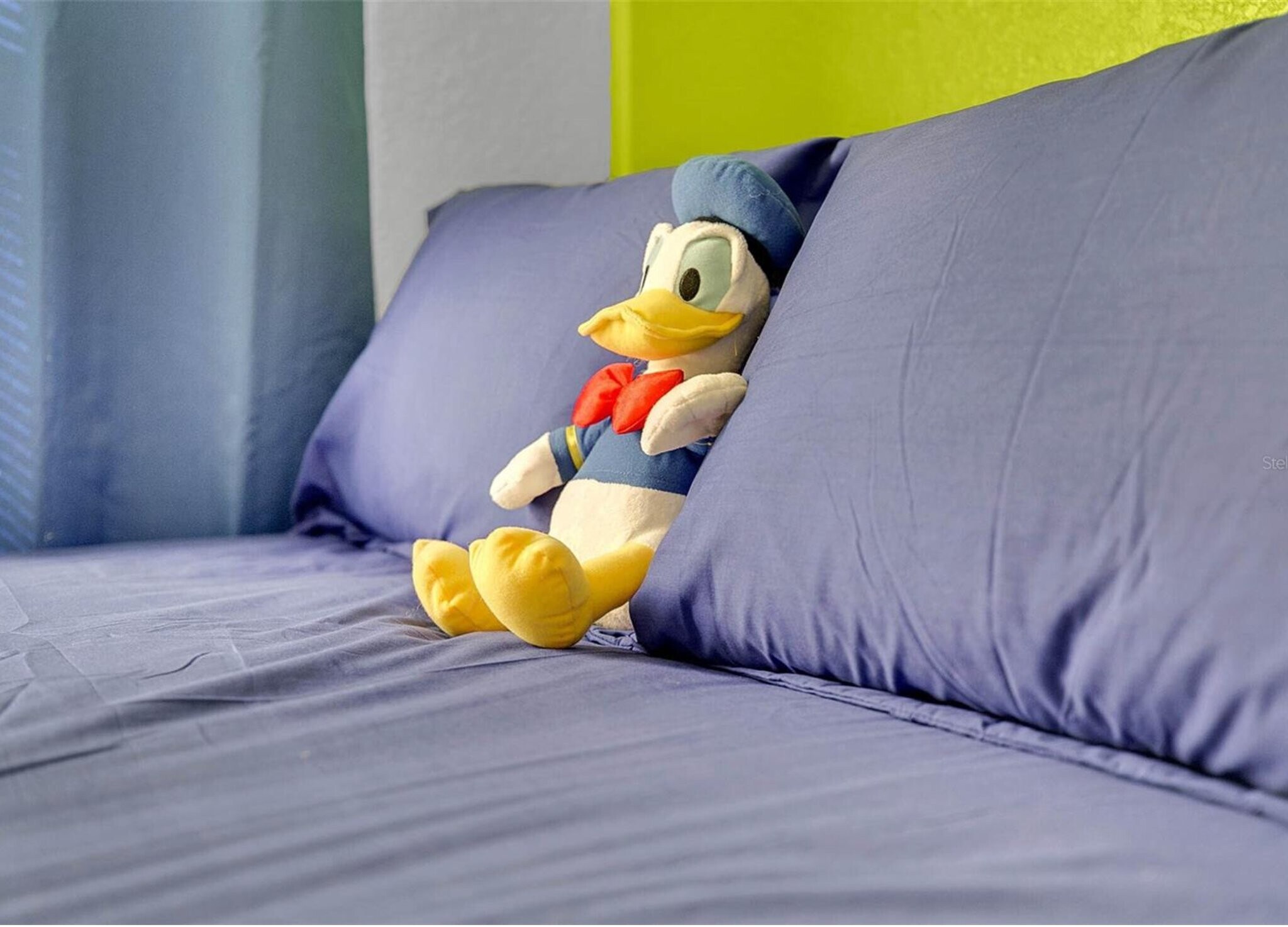 Building Photo - 4561 Yellowgold Rd E