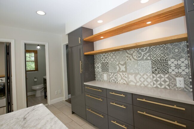 Building Photo - "3-Bedroom Home on Fox Hunt Lane in Southern Pines – Cozy Living Awaits!"