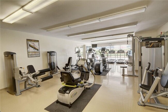 Building Photo - 4100 Galt Ocean Dr