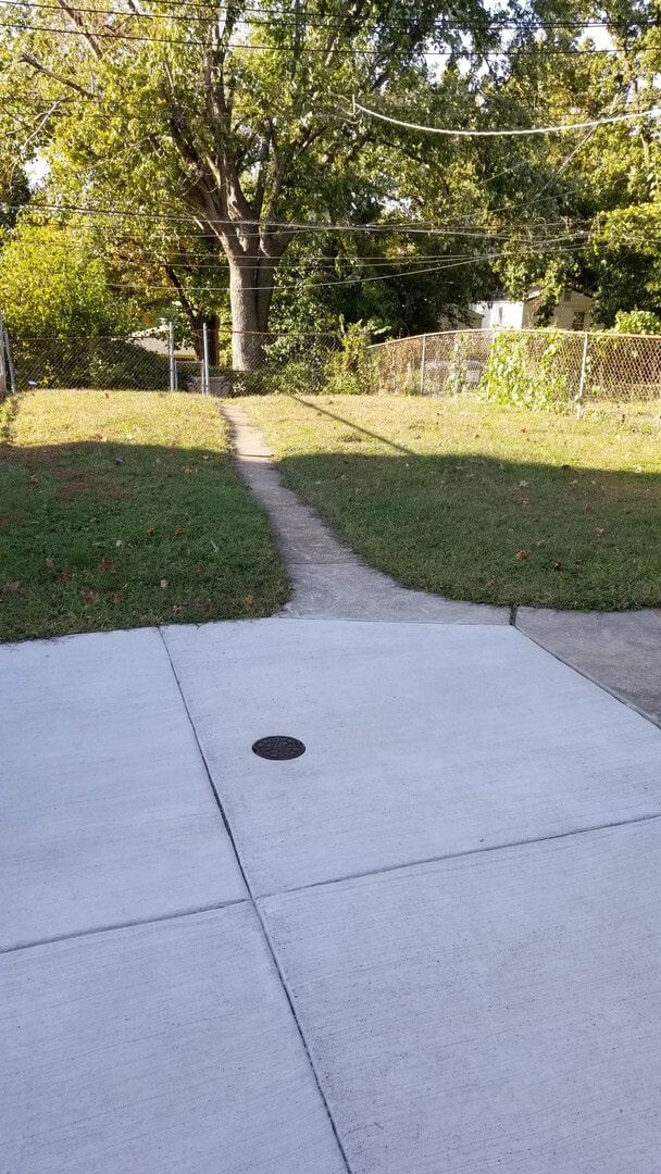 Building Photo - Welcome to your "Patch" of Land