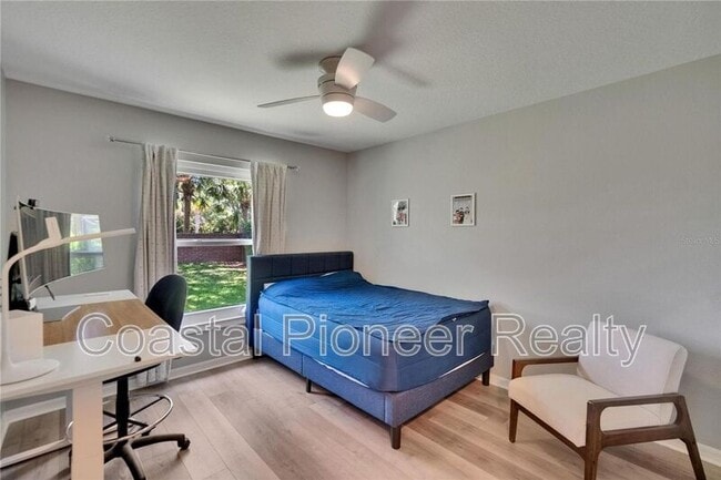 Building Photo - 16367 Ashington Park Dr