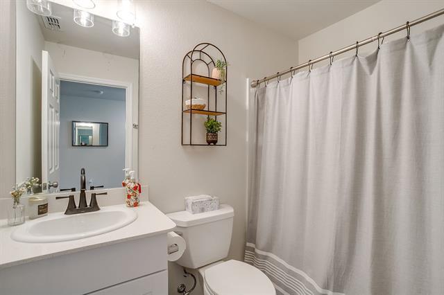 Building Photo - 4553 Greyberry Dr