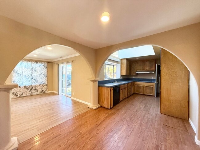 Building Photo - 16160 Keith Way