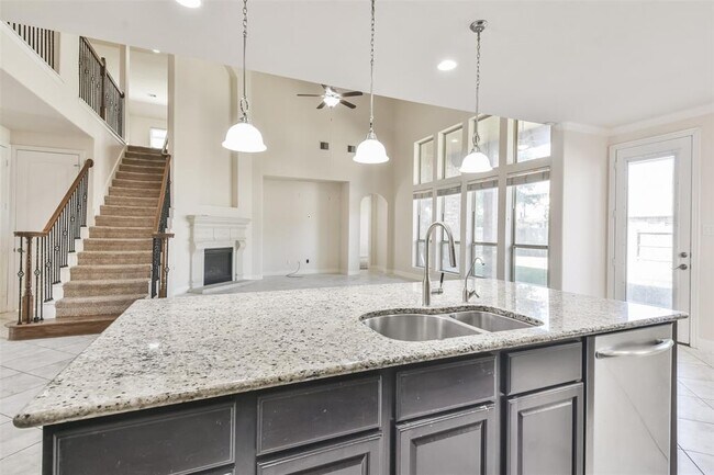 Building Photo - 10403 Monticello Hill Dr