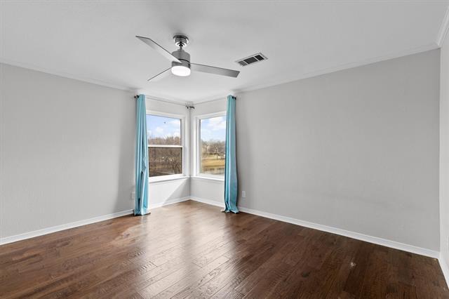 Building Photo - 706 Dover Pl