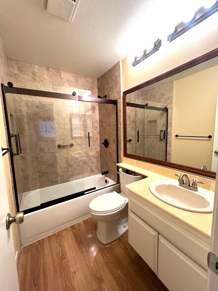 Building Photo - 19225 Index St