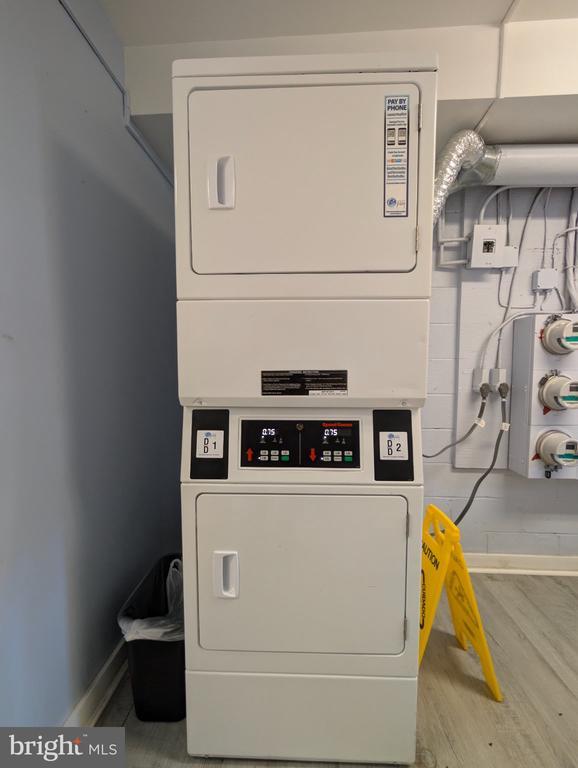 Building Photo - 6431 Richmond Hwy