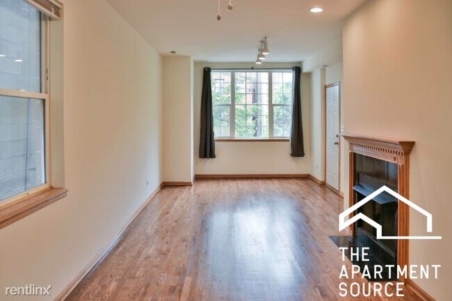 Building Photo - 3 br, 2 bath House - 3327 N Sheffield Ave
