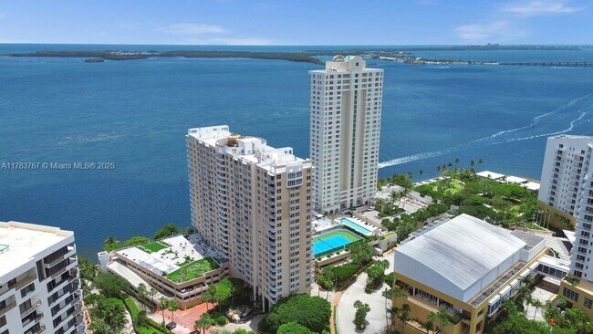 Building Photo - 770 Claughton Island Dr