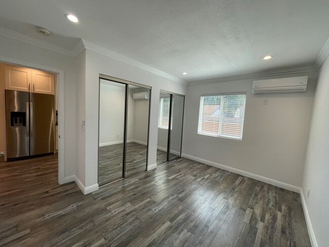 Building Photo - Nor Cal Realty, Inc - 1 bedroom 1 bath house