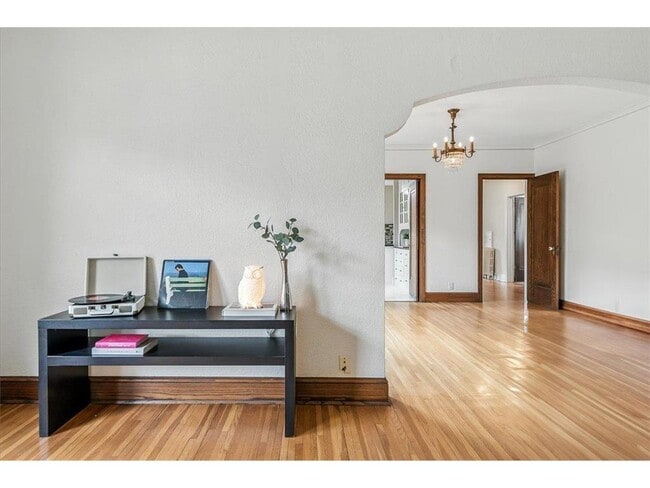 Building Photo - 4948 Lyndale Ave S
