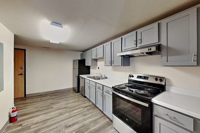 Building Photo - 215 Stanton Ave