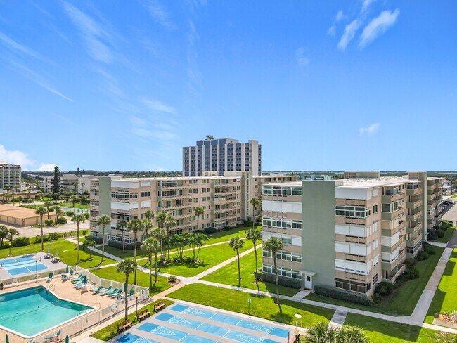 Building Photo - 2020 N Atlantic Ave