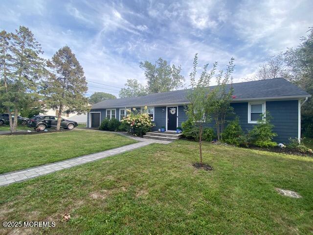 Building Photo - 715 Pine Dr