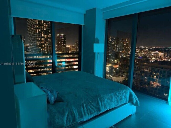 Building Photo - 460 NE 28th St