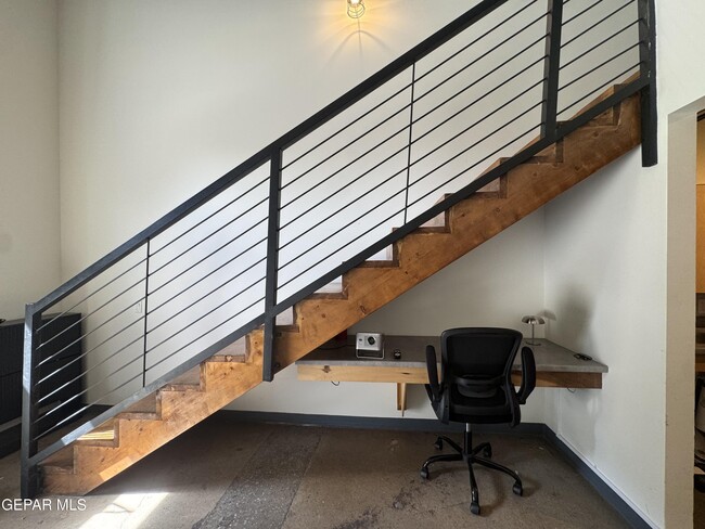 Building Photo - 200 Anthony St