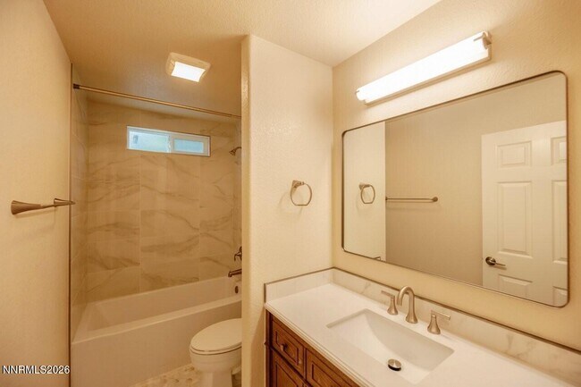 Building Photo - 7562 Wheeldale Cir