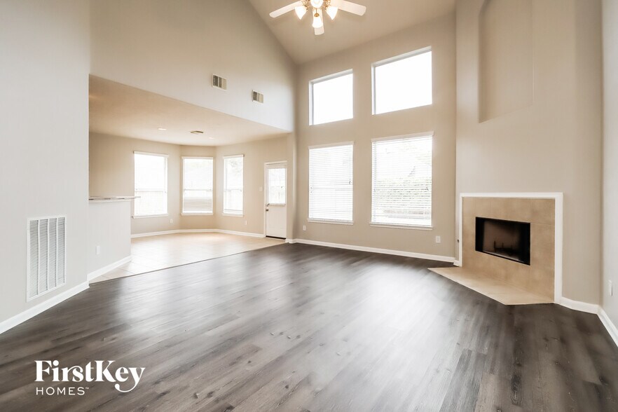 Building Photo - 14419 Stonebury Trail Ln