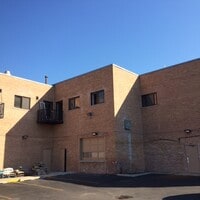 Building Photo - 5911 N Northwest Hwy