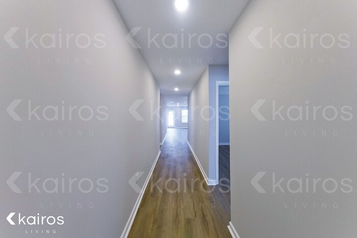 Building Photo - 15 Bungalow Cir