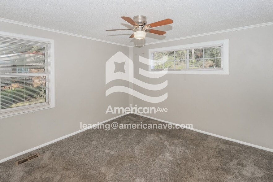 Building Photo - 108 Torres Dr