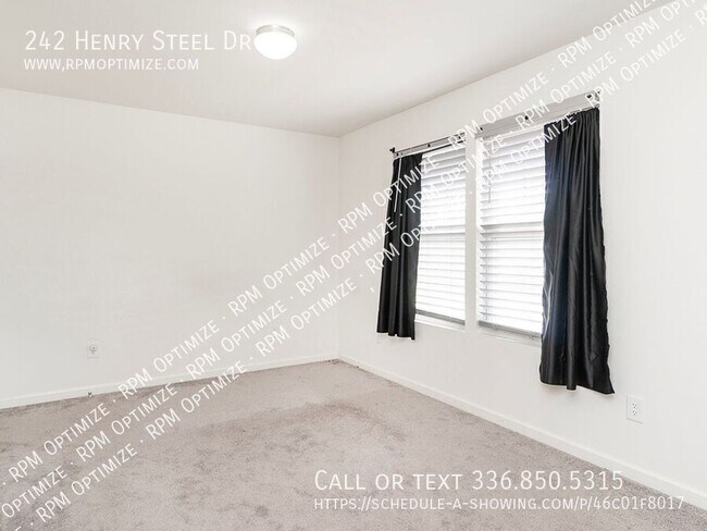 Building Photo - 242 Henry Steel Dr