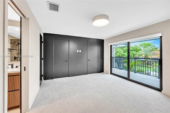 Building Photo - 2211 NE 122nd St