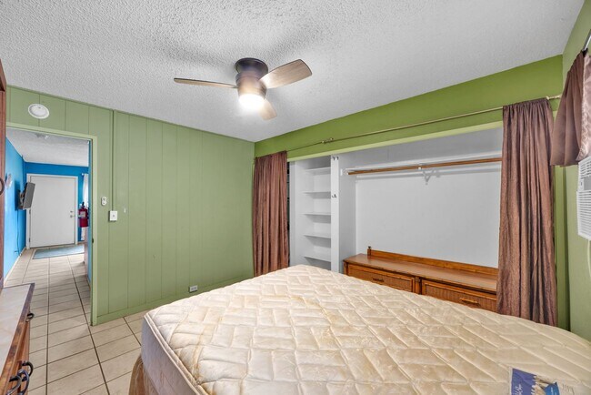 Building Photo - Kihei Manor #202 – Furnished 1BR Condo Steps from The Cove!