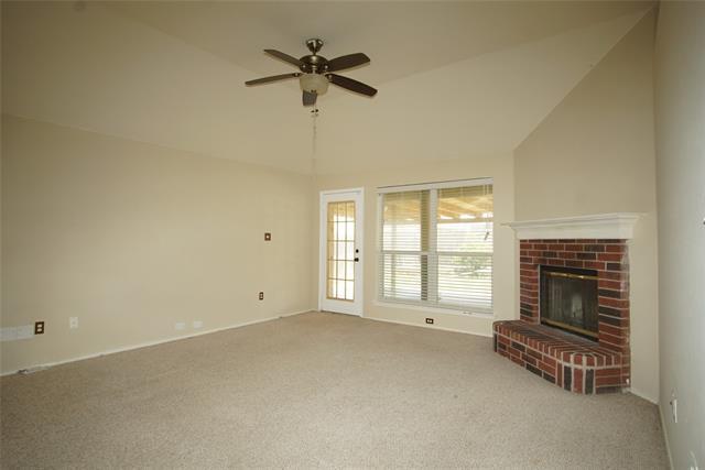Building Photo - 1614 Loveland Dr
