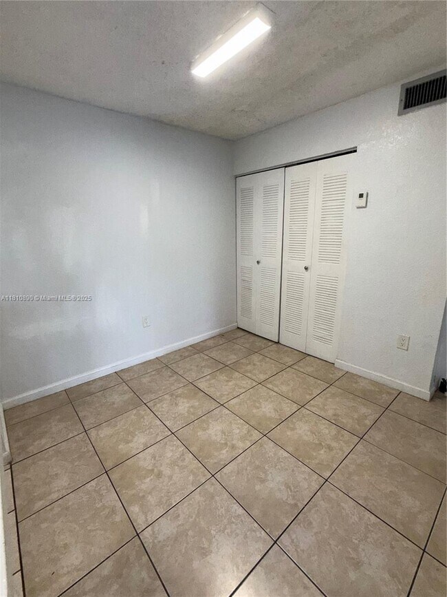 Building Photo - 15600 SW 80th St