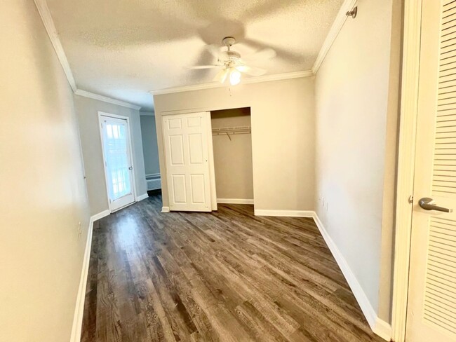 Building Photo - FEBRUARY RENT FREE! RENOVATED 1BD CONDO!! ...