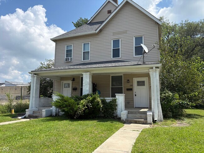 Building Photo - 1125 Churchman Ave