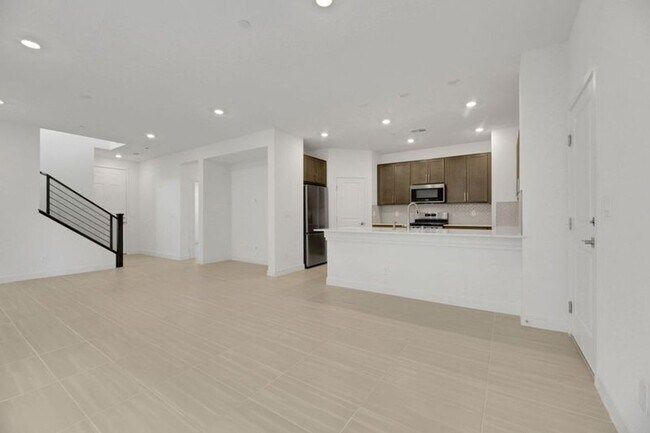 Building Photo - 4-Bedroom Home in Inspirada