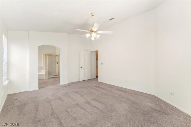 Building Photo - 9725 Horizon Hills Dr