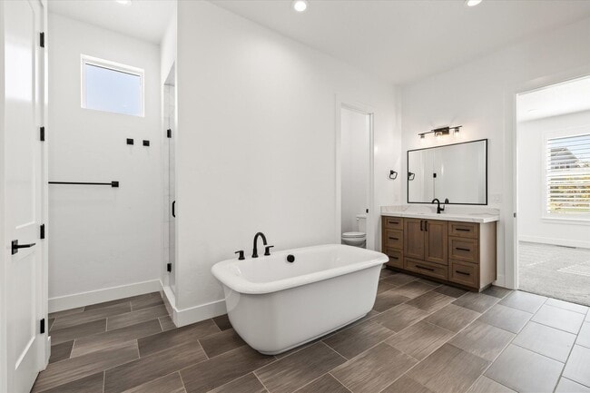 Building Photo - Luxury 5-Bed + Bonus + RV Garage Home for Lease in Dry Creek Ranch