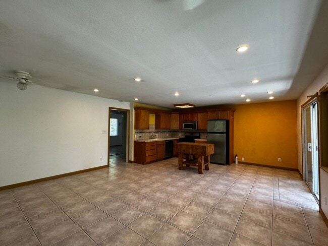 Building Photo - 1843 Square Foot River Front two level hom...