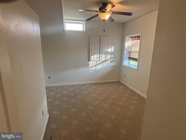 Building Photo - 7536 Pinewild Rd