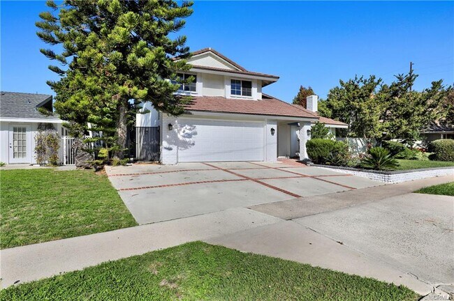 Building Photo - 23561 Duryea Dr