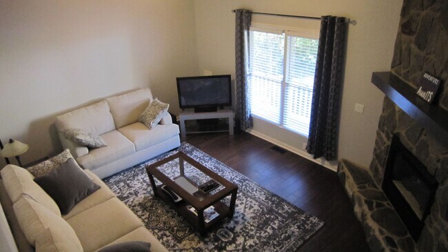 Building Photo - Exclusively Offered by Muse Realty Rentals
