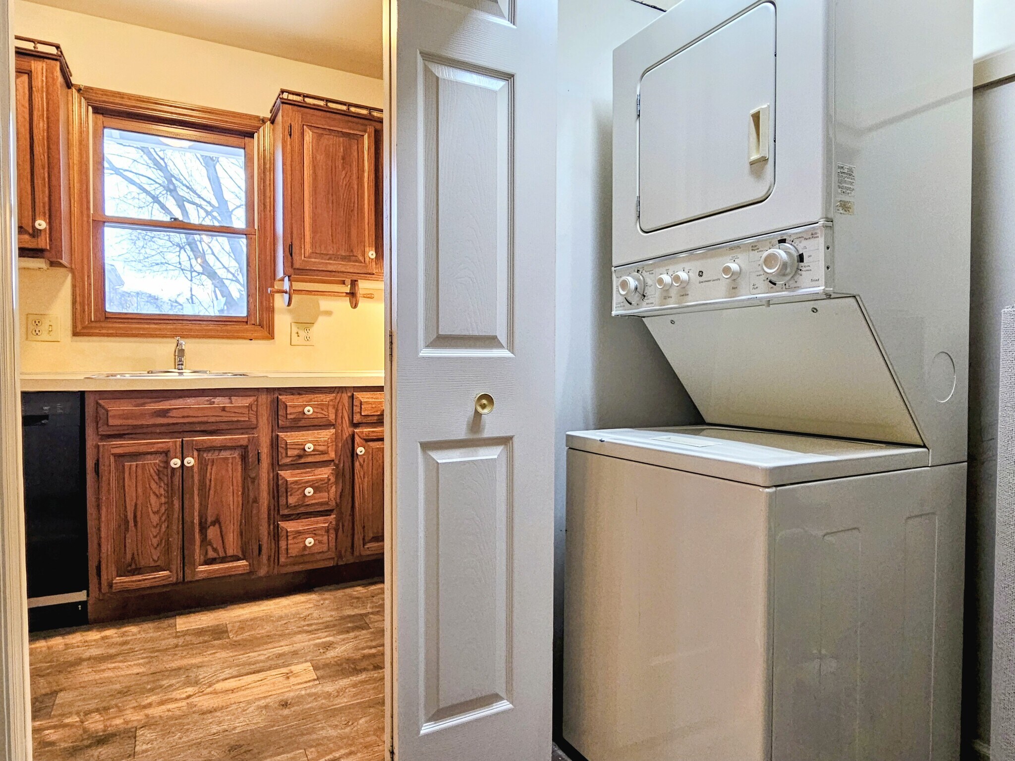 Building Photo - 11 Oriole Dr