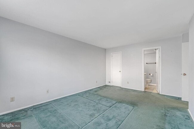 Building Photo - 1707A Heatherstone Ct