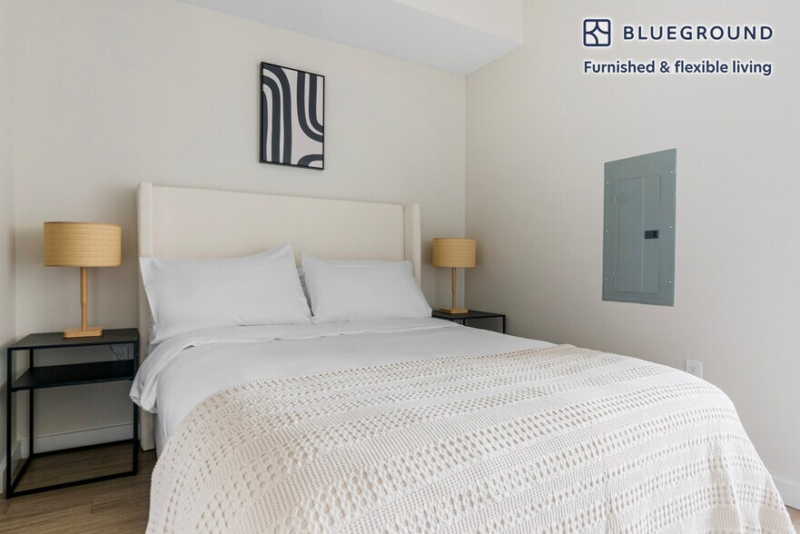 Building Photo - 301 M St SW