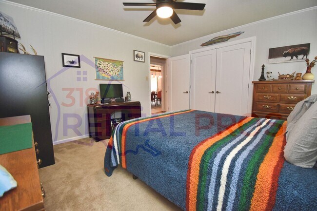 Building Photo - 4 Bed, 3 Bath Home in Ruston