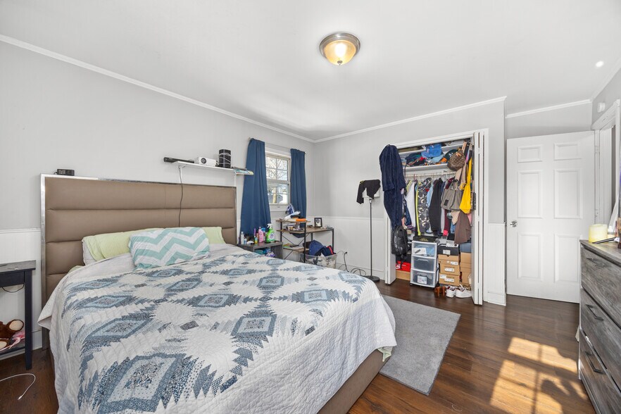 Building Photo - 309 Waldmann Dr