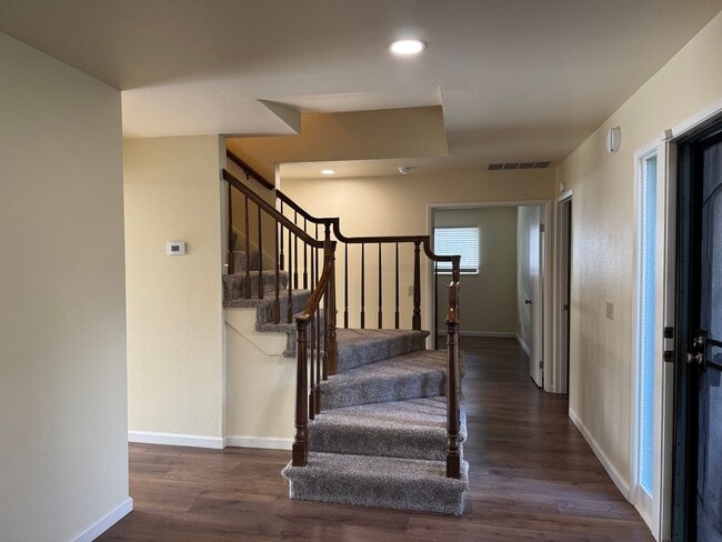 Building Photo - Coming Soon - Beautifully remodeled 5 bed/ 2.5 bath with huge backyard