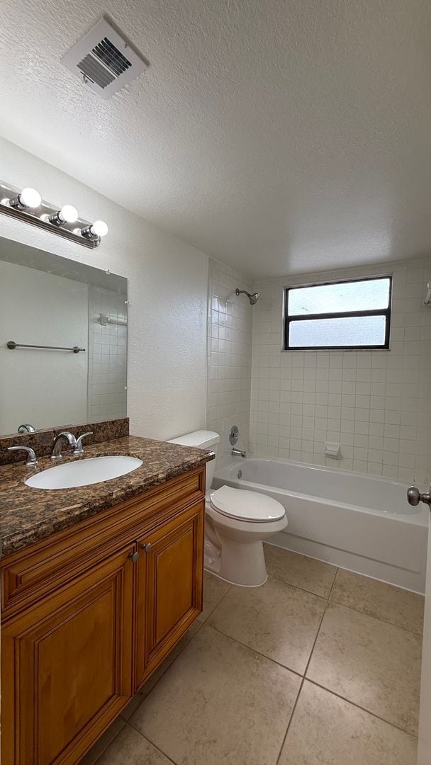 Building Photo - Updated 2BR/2BA w/ Balcony — Palm Beach Grande